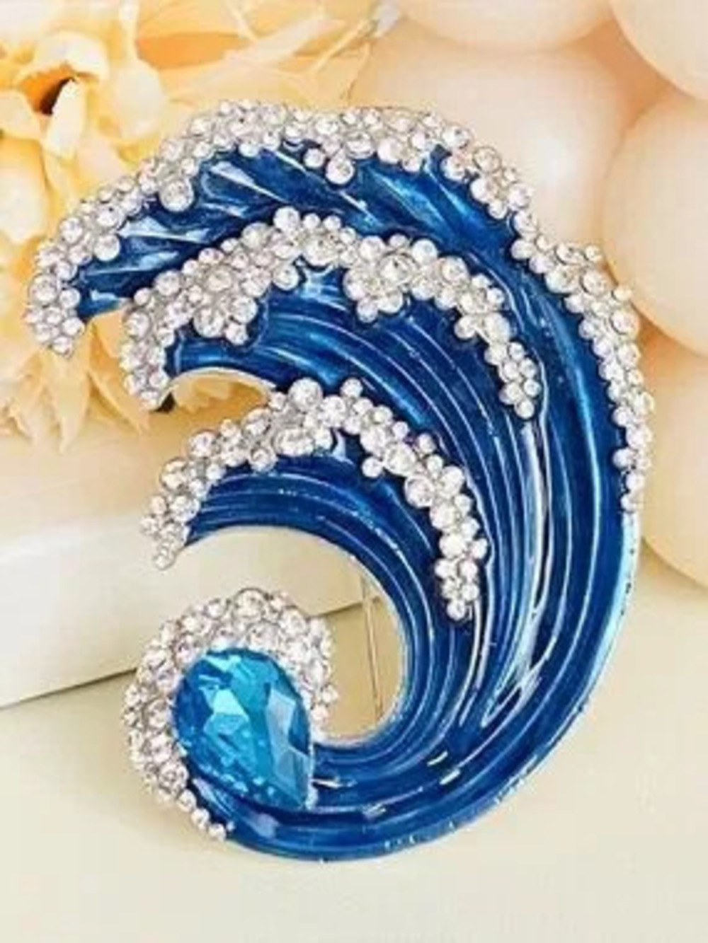 Fashion Blue Wave Elegant Brooch